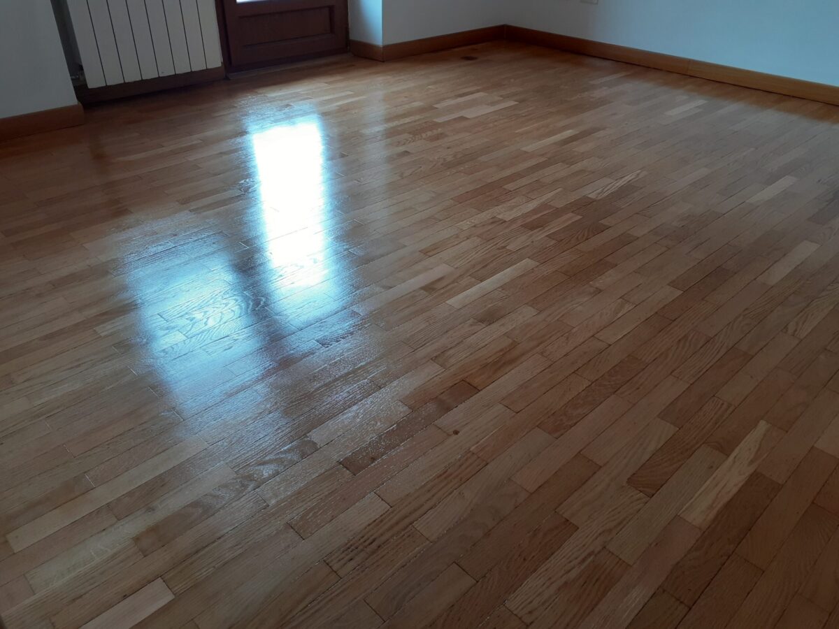lucidatura pavimenti in legno