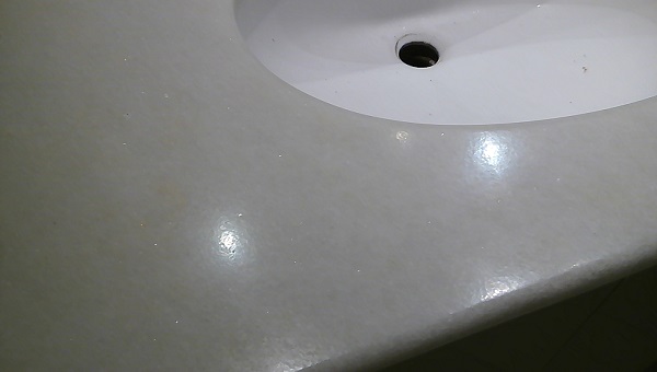 lucidatura top cucina bagno in marmo