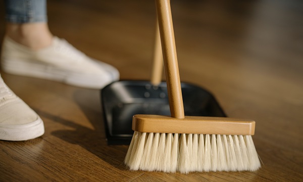 pulizia pavimenti domestica post lucidatura cleaning floor maintenance