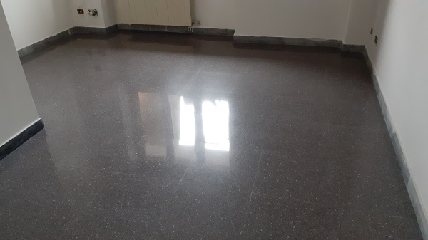 Vetrificazione cristallizzazione pavimenti cemento - levigatura pavimenti cemento