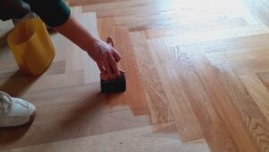 colorazione decolorazione pavimenti legno