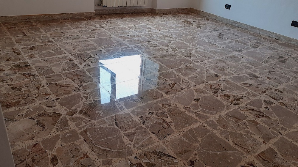 Arrotatura lucidatura pavimenti marmo