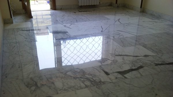 arrotatura levigatura lucidatura cristallizzazione pavimenti marmo carrara